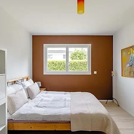 Montaney Guests House - Epfl 3*