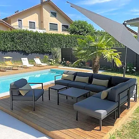Montaney Guests House - Epfl 3*